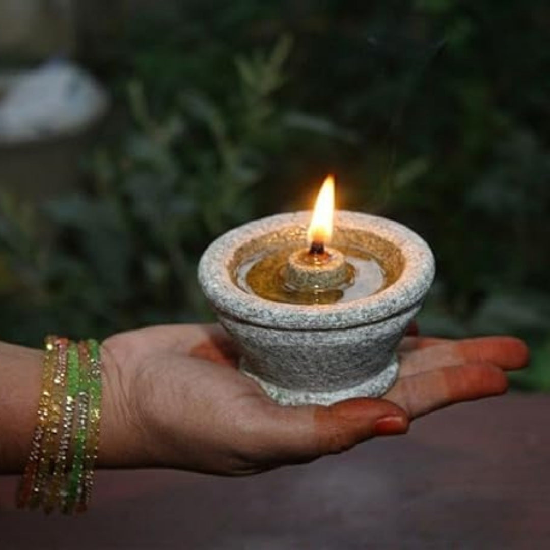 Granite Stone Agal Vilakku – Grey Traditional Oil Lamp, 3.5 Inch