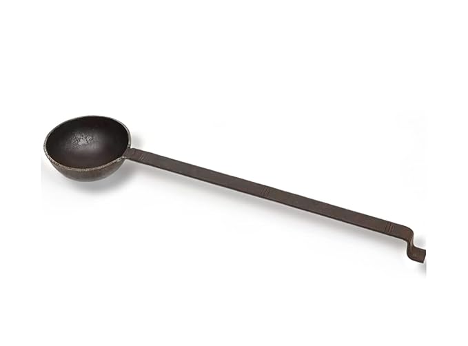 Iron Tadka Pan Round Long Handle – Black, 10 cm