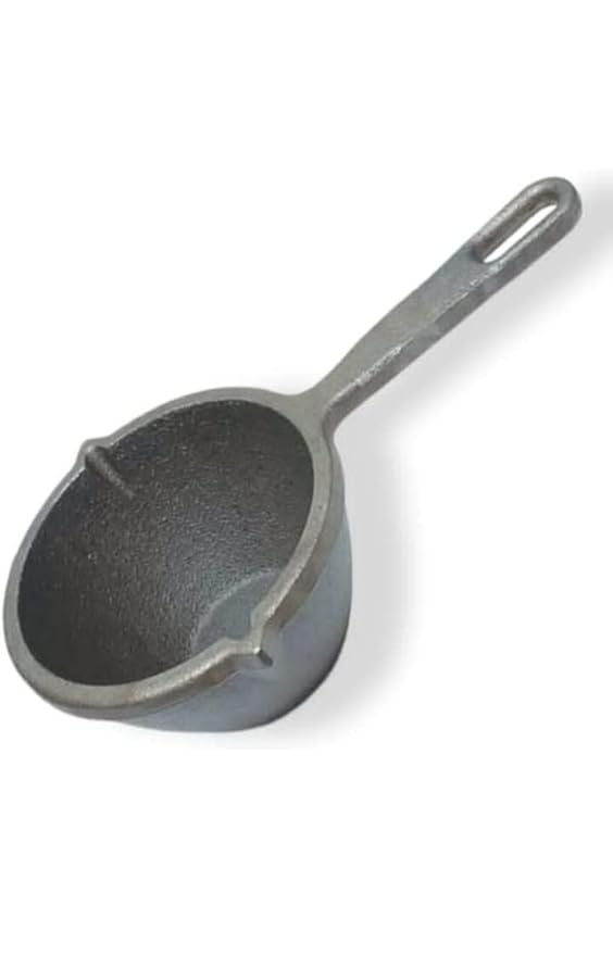 Iron Tadka Pan with Handle – 4.5 Inch
