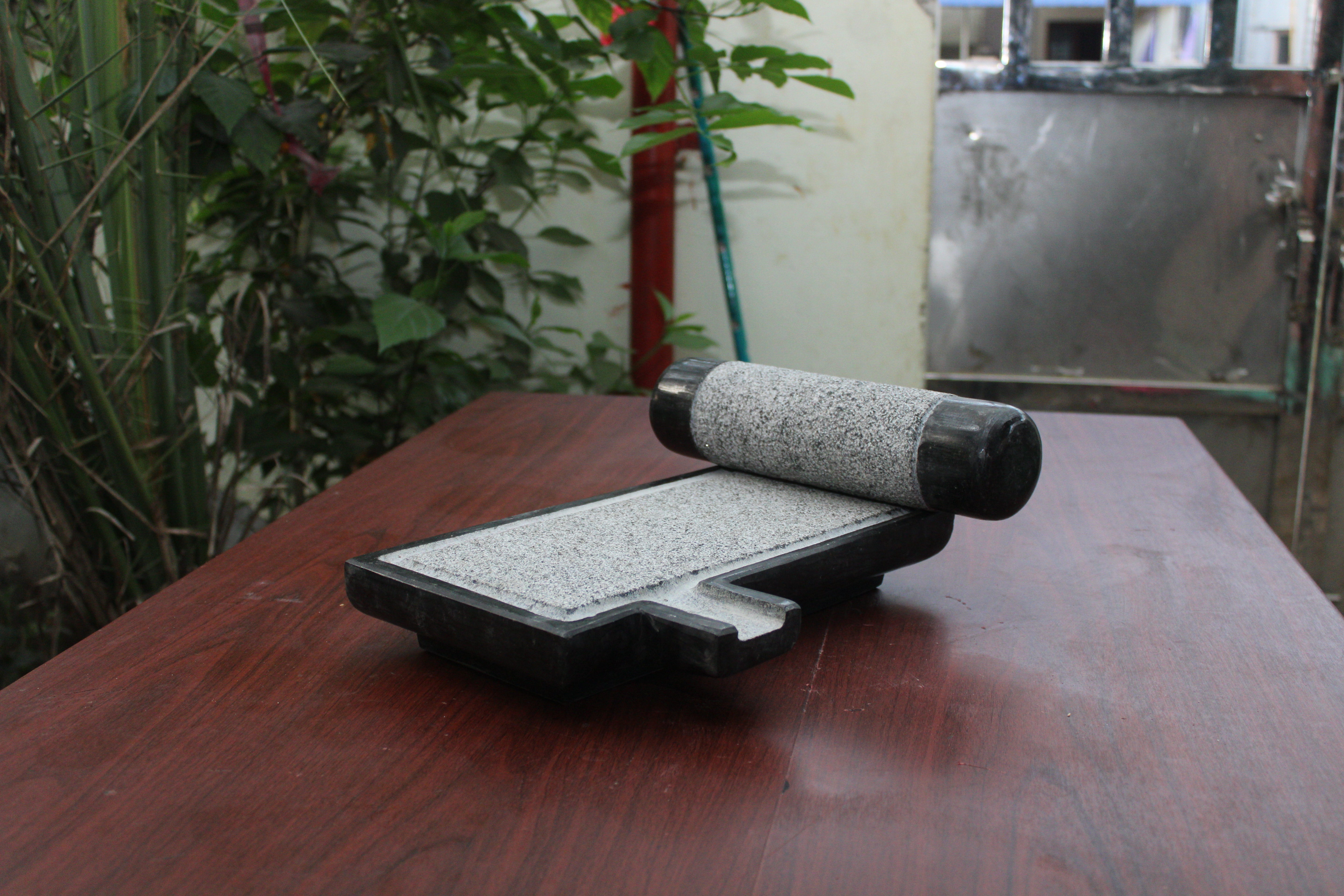 Ammi Kallu – Traditional South Indian Grinding Stone