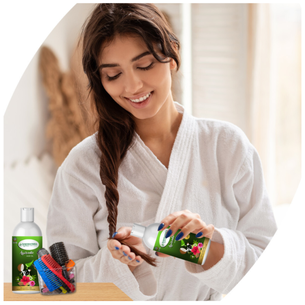 Nakshathra Ayurvedic Herbal Hair Oil, For Controlling Hair Fall, Dandruff For Healthy Hair Growth, Paraben & Silicone-Free Suitable For All Hair Types, 29 Herbals, Paraben & Sulfate Free (100ml)